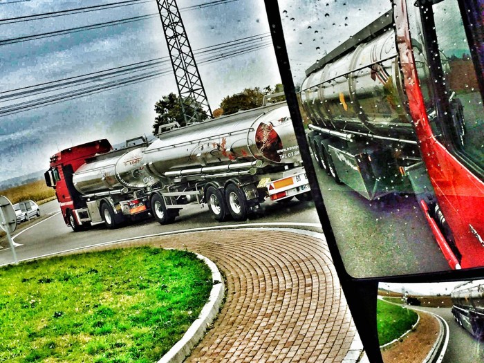 Marquage et décoration de remorque et tracteurs Transports Kempf par l'Agence Cré Home.