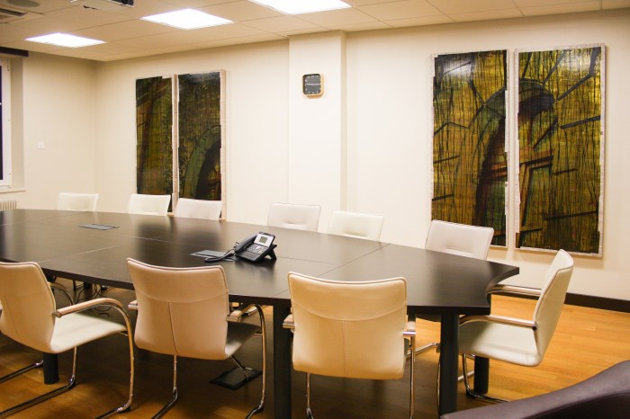 Création et réalisation de tableaux sur fond cuivre oxidé pour la Mairie de Wolfisheim dans le thème du Fort Kléber par l'Agence Cré Home.